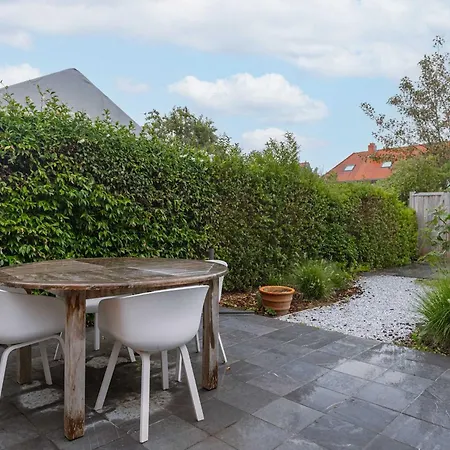 Huswell - Cosy With Garden Casa de Férias *